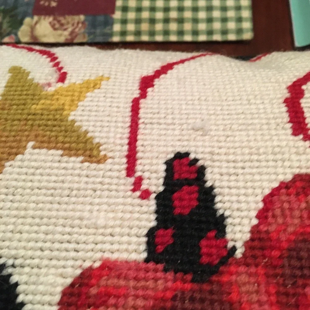 Stephanie Stouffer Needlepoint Christmas Shoe with Bow‎ Pillow  10 x 10